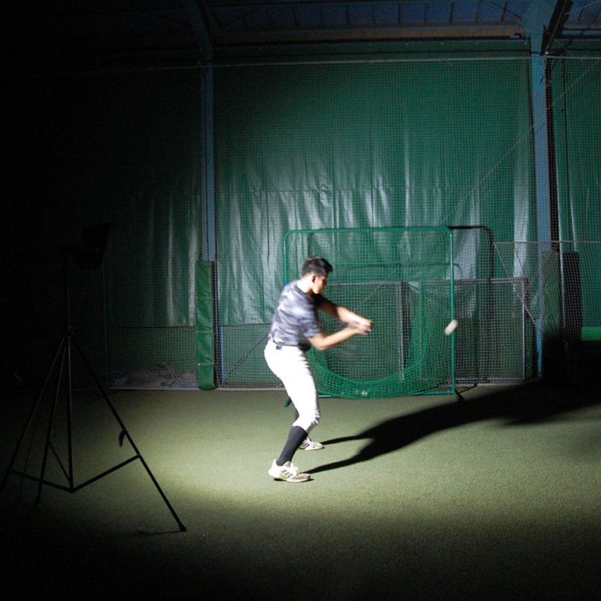 夜間練習用LED投光器｜FLED-100W｜【野球】フィールドフォース